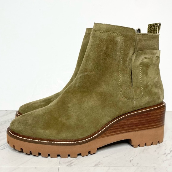 Vince Camuto Dendra Green Suede Heeled Bootie 9 1/2 M - Picture 1 of 14